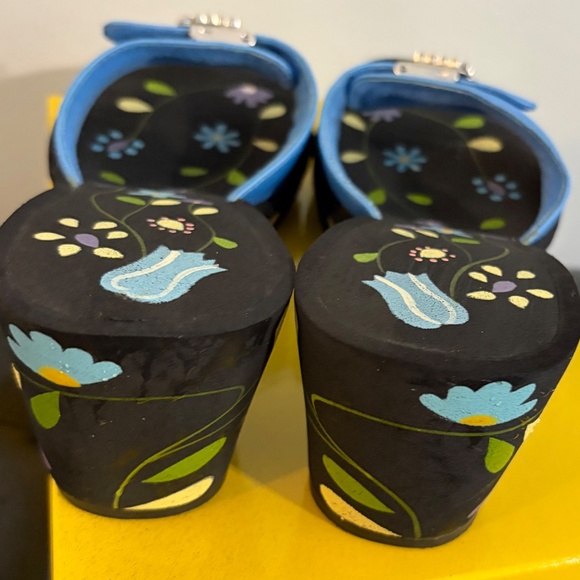 Yellow Box Y2K Blue Chunky Sandals so 8.5 Womens NIB - Picture 4 of 6